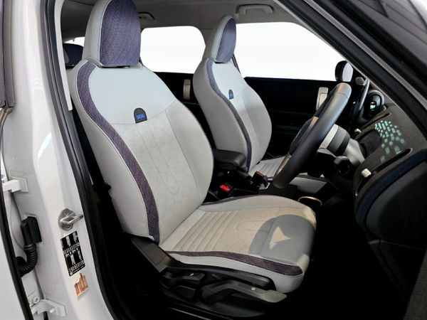 2024-MINI-Countryman-Cooper-C-u25 image:12