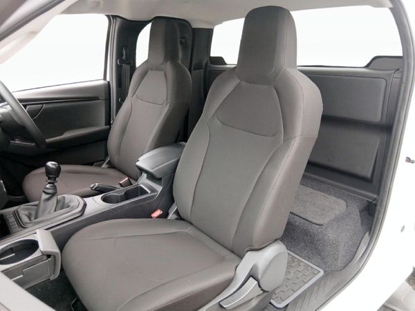 2026-Isuzu-D-Max-19-DDI-HR-L-Extended-Cab image:18