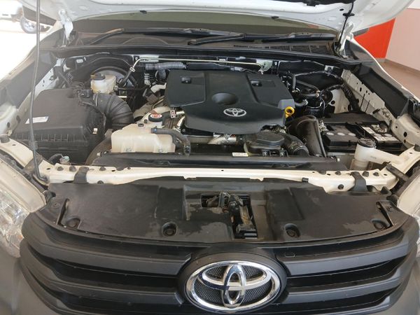 2025-Toyota-Hilux-24-GD-6-SR-4x4-Single-Cab image:8