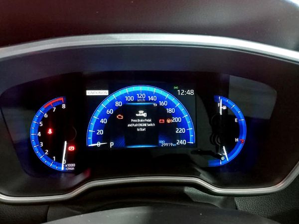 2025-Toyota-Corolla-Cross-18-XS image:7