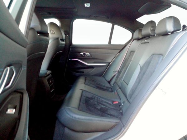 2022-BMW-3-Series-320i-M-Mzansi-Edition-Auto-g20 image:15