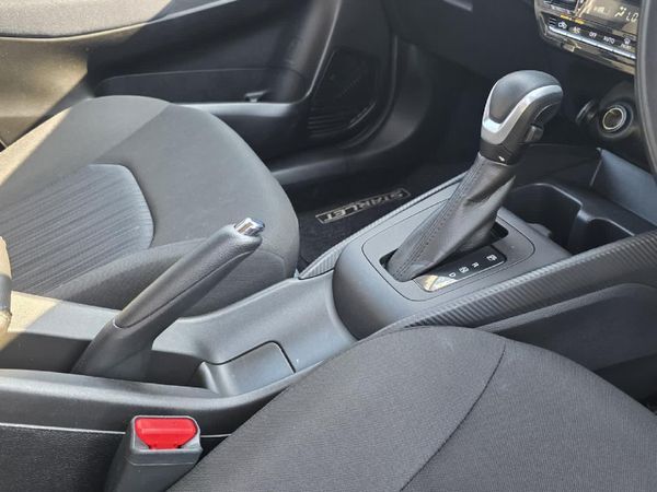 2025-Toyota-Starlet-15-XS-Auto image:10
