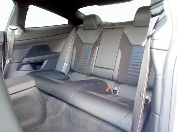 2021-BMW-4-Series-420d-Coupe-M-Sport image:17