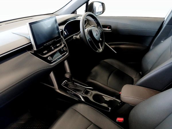 2025-Toyota-Corolla-Cross-18-XR-Hybrid image:6