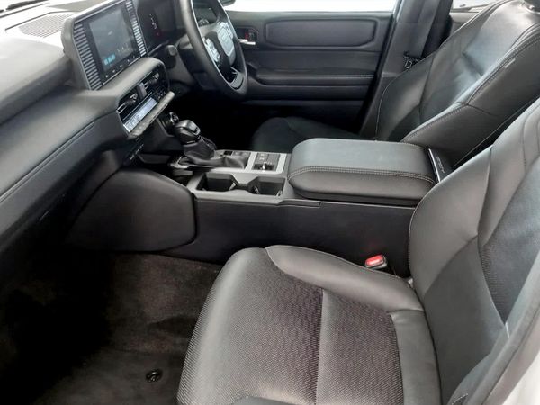 2025-Toyota-Land-Cruiser-Prado-TX-28GD-Auto image:6