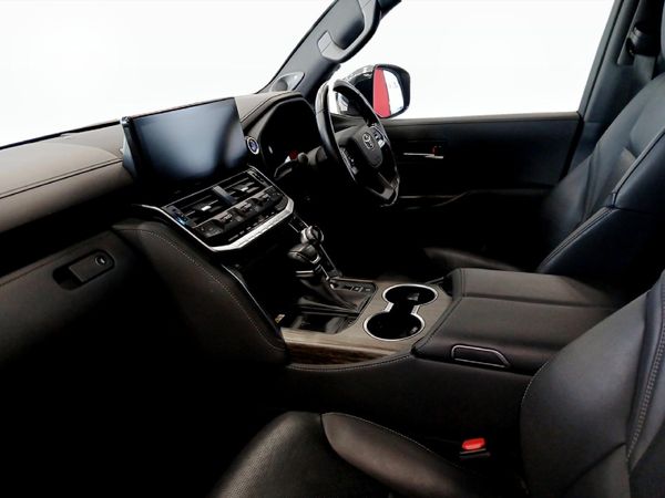 2023-Toyota-Land-Cruiser-300-V6-33-D-ZX image:6
