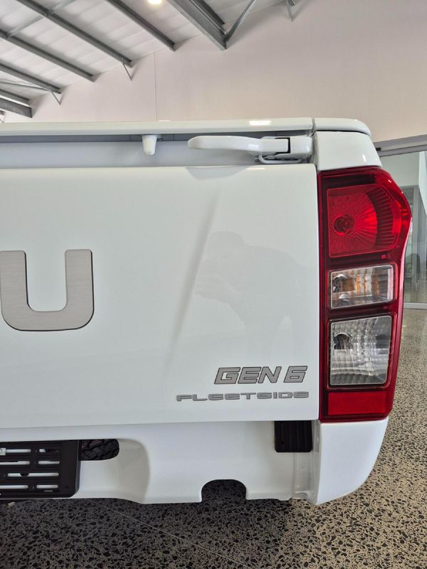 2026-Isuzu-D-Max-250C-Fleetside-Single-Cab image:7
