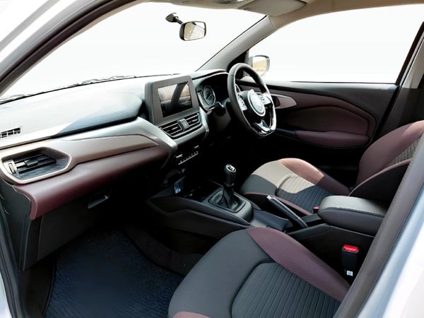 2026-Suzuki-Fronx-15-GL image:23