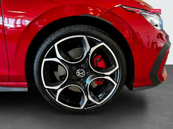 2026-Volkswagen-Golf-8-GTI-20-TSI-DSG image:9