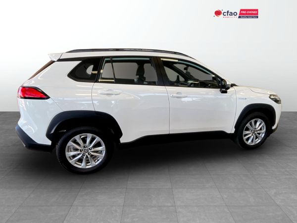 2024-Toyota-Corolla-Cross-18-XS-Hybrid image:2