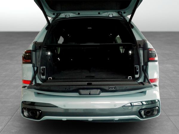 2023-BMW-X7-xDrive-40d-M-Sport-Pro image:19