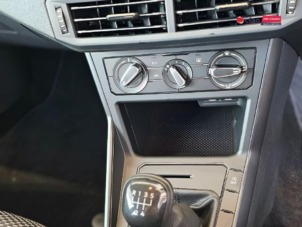 2026-Volkswagen-Polo-10-TSI image:15