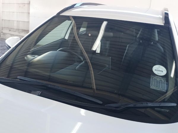 2025-Toyota-Corolla-Cross-18-XS image:15