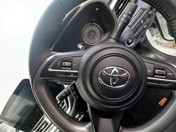 2026-Toyota-Starlet-15-XR-Auto image:8
