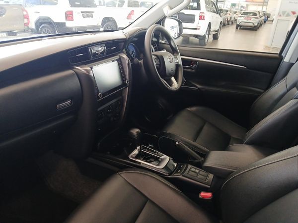 2024-Toyota-Fortuner-24-GD-6-4x4-Auto image:6
