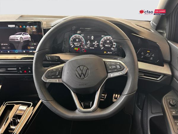 2026-Volkswagen-Golf-14-TSI-R-Line-Auto-110kw image:11
