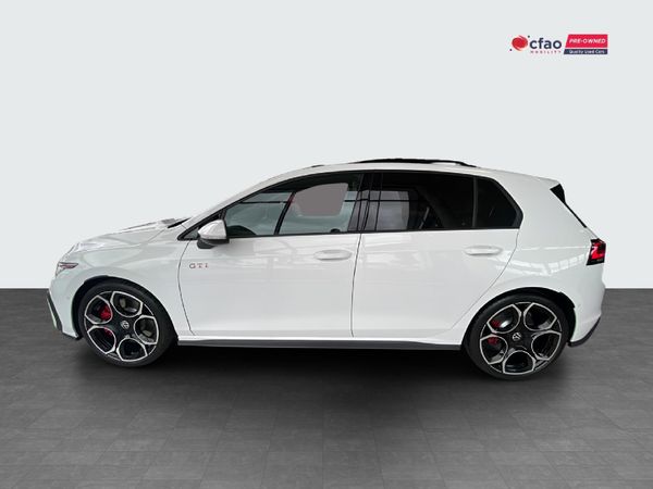 2026-Volkswagen-Golf-8-GTI-20-TSI-DSG image:6