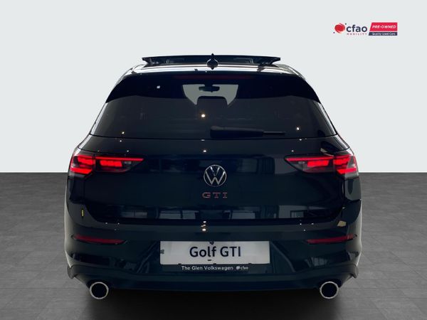 2026-Volkswagen-Golf-8-GTI-20-TSI-DSG image:4