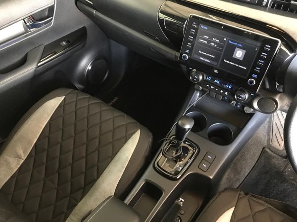 2026-Toyota-Hilux-28-GD-6-RB-Legend-RS-Auto-Double-Cab-mHev image:11