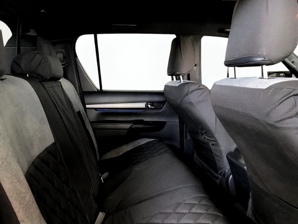2026-Toyota-Hilux-28-GD-6-RB-Legend-RS-Auto-Double-Cab-mHev image:18