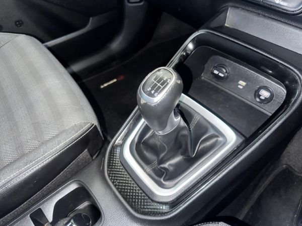 2021-Kia-Sonet-15-EX image:16