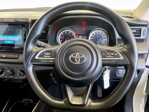 2025-Toyota-Rumion-15-SX image:13