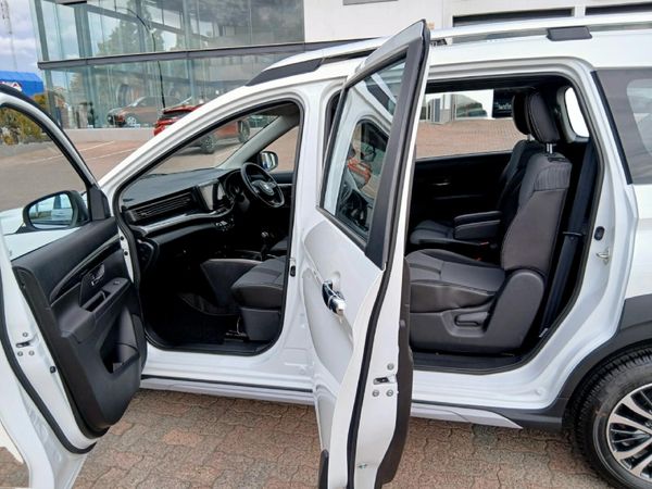 2026-Suzuki-XL6-15-GL-Auto image:12