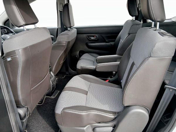 2026-Suzuki-XL6-15-GL-Auto image:17