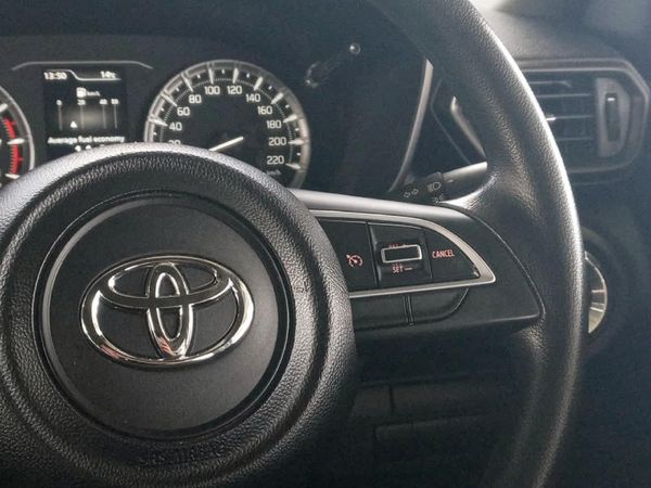 2025-Toyota-Urban-Cruiser-15-XR-Auto image:9