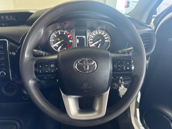 2021-Toyota-Hilux-24-GD-6-Raider-4x4-Single-Cab image:7
