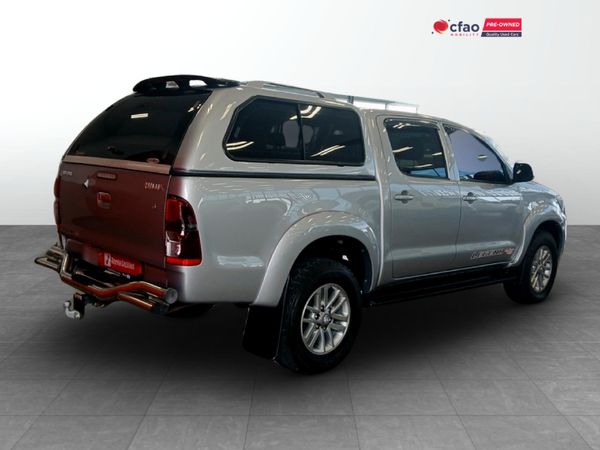 2015-Toyota-Hilux-30-D-4D-Legend-45-Raised-Body-Double-Cab image:1