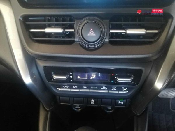 2025-Toyota-Urban-Cruiser-15-XR-Auto image:13