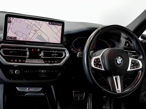 2022-BMW-X3-M40i image:11