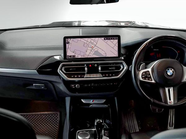 2022-BMW-X3-M40i image:6