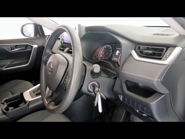 2026-Toyota-RAV4-20-GX-Auto image:20