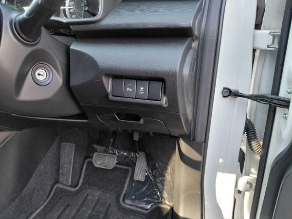 2026-Suzuki-Ertiga-15-GL-Auto image:13