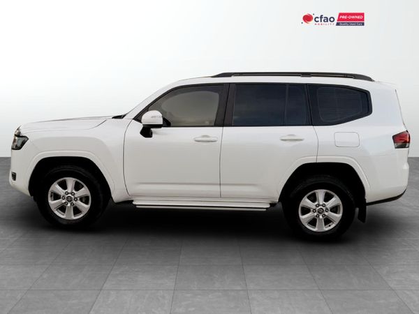 2022-Toyota-Land-Cruiser-300-V6-33-D-GX-R image:17