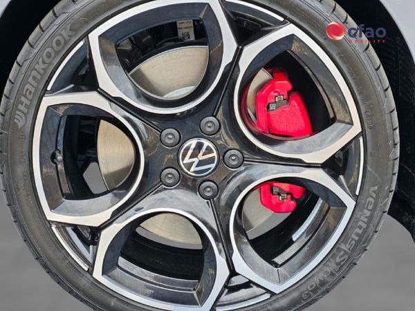 2026-Volkswagen-Golf-8-GTI-20-TSI-DSG image:12