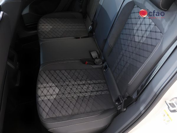 2026-Volkswagen-T-Cross-10-TSI-R-Line-Auto image:10