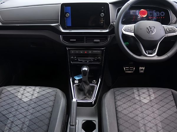 2026-Volkswagen-T-Cross-10-TSI-R-Line-Auto image:13