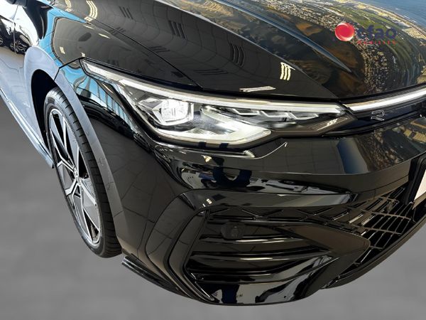 2026-Volkswagen-Golf-14-TSI-R-Line-Auto-110kw image:8