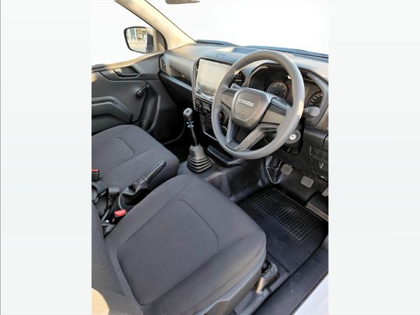 2026-Isuzu-D-Max-19-DDI-LR-Single-Cab image:9