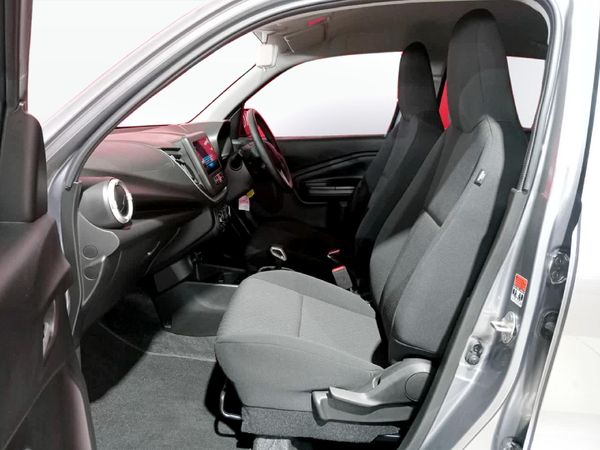 2026-Toyota-Vitz-10-XR-AMT image:6