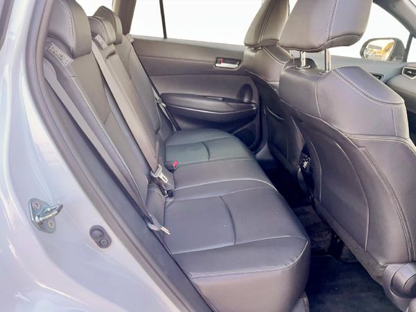 2024-Toyota-Corolla-Cross-18-XS image:11