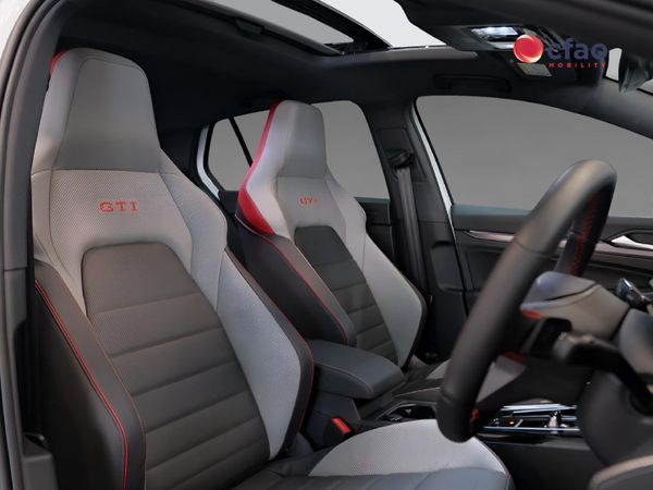 2026-Volkswagen-Golf-8-GTI-20-TSI-DSG image:9