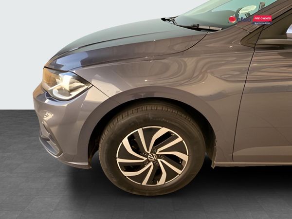 2025-Volkswagen-Polo-10-TSI-Life-Auto-DSG image:9