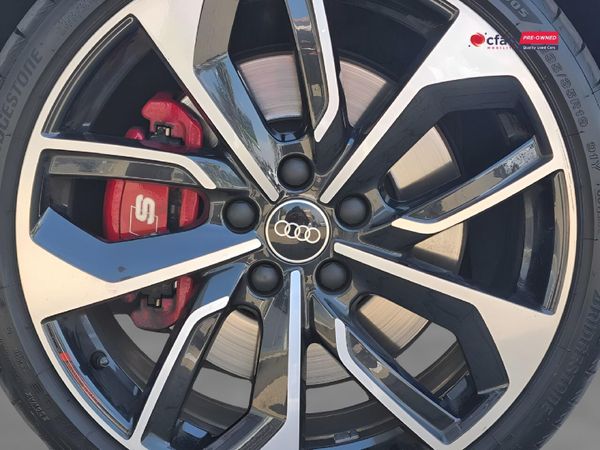 2022-Audi-S3-Sportback-20-TFSI-Quattro-S-Tronic image:9