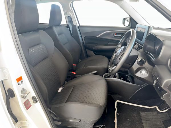2025-Suzuki-Swift-12-GL-Auto image:8