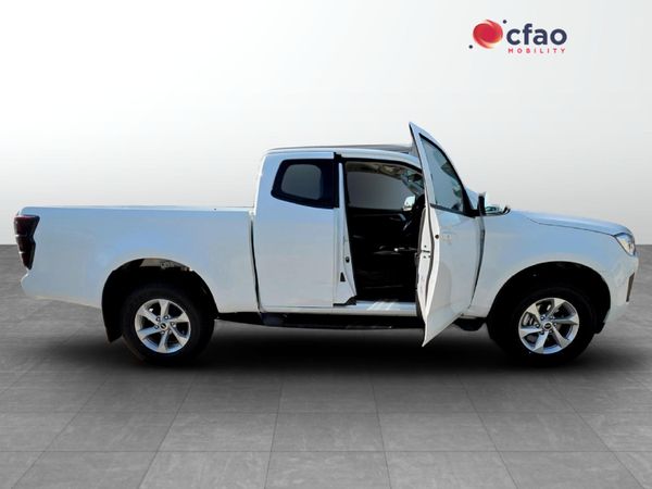 2026-Isuzu-D-Max-19-DDI-HR-LS-Auto-E-Cab image:4