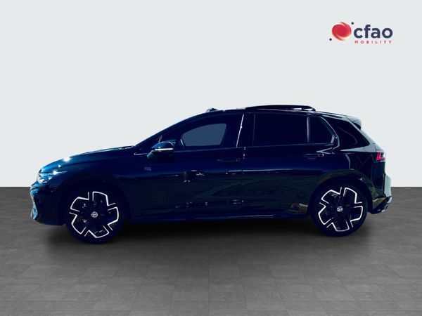 2026-Volkswagen-Golf-14-TSI-R-Line-Auto-110kw image:3